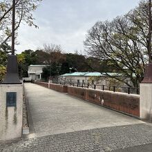 港の見える丘公園側から