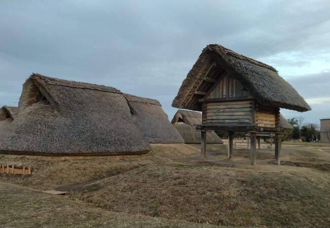 住宅街の真ん中に