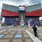 世界最大級の水族館です