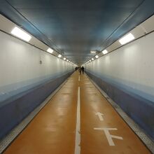 トンネル内