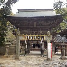櫻井神社楼門