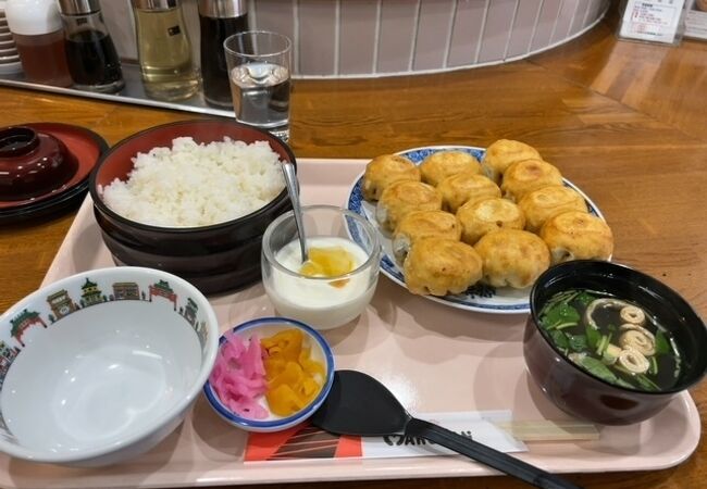 足利駅近くのホワイト餃子のお店