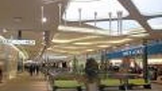 ロッテモール金浦はものすごく巨大