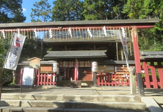 平岡八幡宮