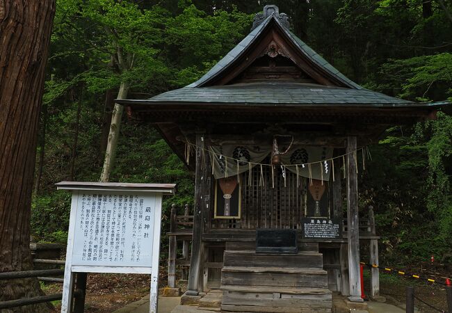 小さいながらも凛とした雰囲気：厳島神社 (会津若松)