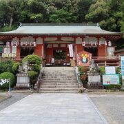 旧粉河村の鎮守であるとともに粉河寺の鎮守