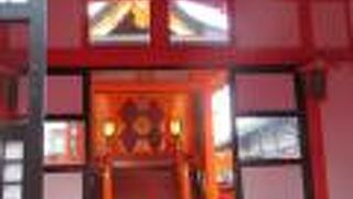 車折神社の境内にあります