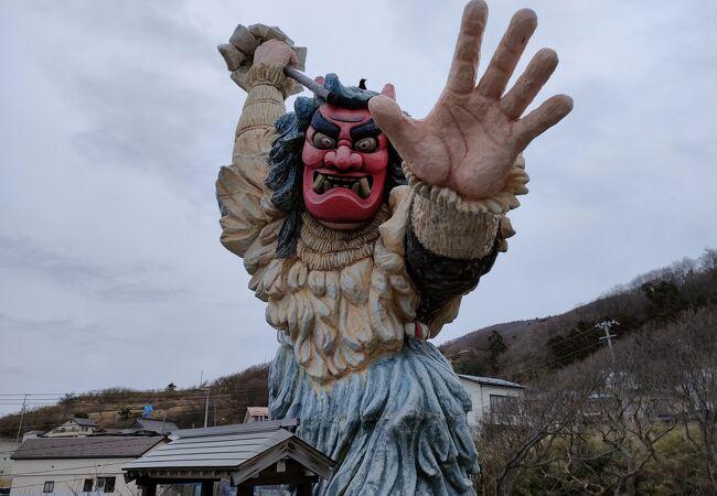 門前のなまはげ立像 クチコミ・アクセス・周辺情報｜男鹿 - フォートラベル