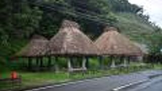 奄美の伝統建築方式高床式倉庫