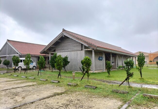 与那国島の公民館的施設です。