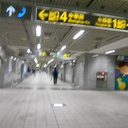 台北駅からも近く、乗り換えにも便利