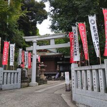 平日・参拝用の脇参道