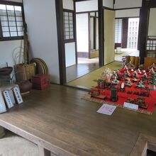 篠塚邸の座敷と台所