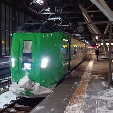 旭川駅のライラック