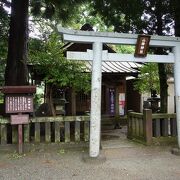 大平台駅の横のささやかな神社