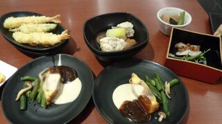 メインの料理のひとつが"ふぐ"  ホームページで見て早速予約