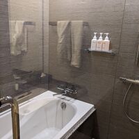 広くてきれいなお風呂です