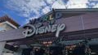 世界最大のディズニーショップ