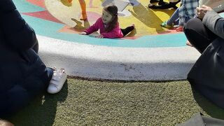 小さい子供にぴったりの遊び場所でした