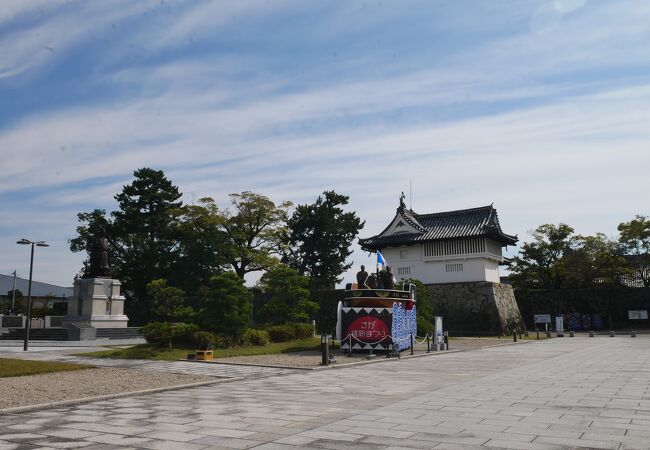 佐賀城跡が公園になっています