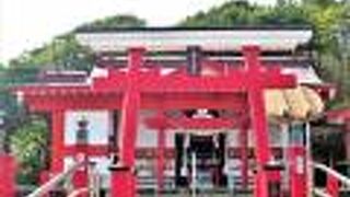 釜蓋神社;祈願`釜蓋願掛けと釜蓋投げ`