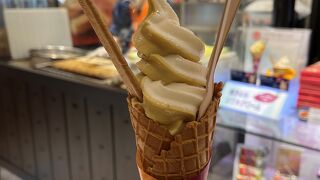 焼き芋ソフトクリーム