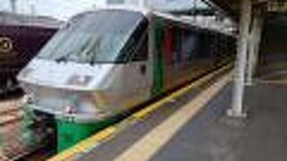 博多と長崎を結ぶ特急