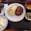 日陰ゲレンデでのランチ