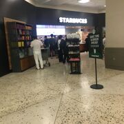 スターバックステラ スターバックス コーヒー ららテラス川口店｜スターバックス