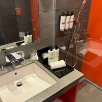 洗面所もそう広くありません