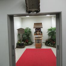 航空神社の入口