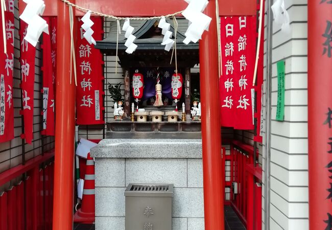 小さな神社