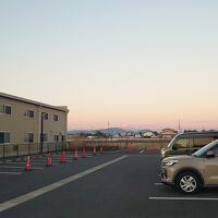遠くには富士山