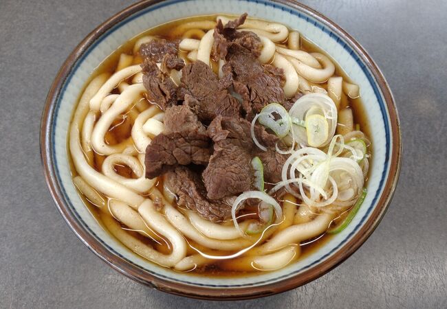 ナンバーワンの馬肉うどん