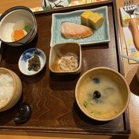 子供用の朝食　しじみのお味噌汁