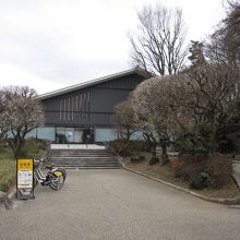 板橋区立美術館