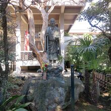 …ということは、こちらは弘法大師