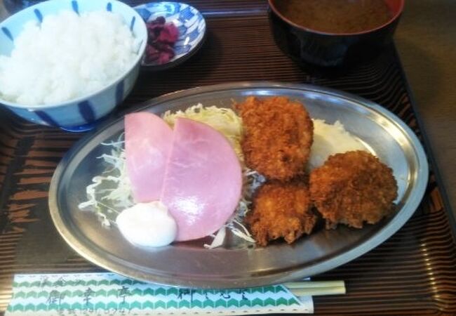 懐かしい感じの洋食屋さん