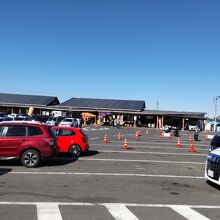 高速道路のICに近くて便利な新しい道の駅です