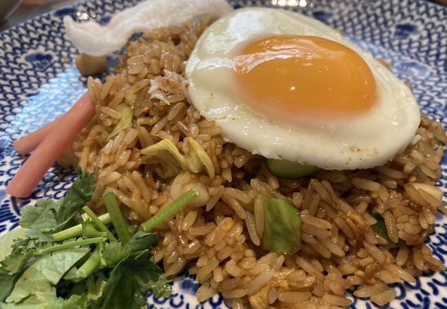 アジアンフード、丸の内勤務は割引有り