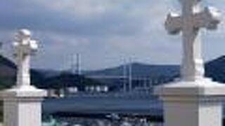 南側に駐車場があります