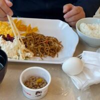 ビュッフェ形式の朝食