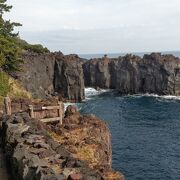 絶景！迫力ある海岸沿いのハイキングコース　