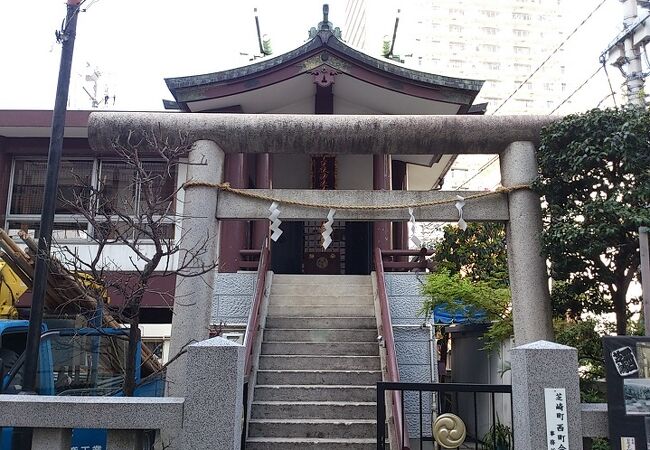 台東区西浅草３丁目に鎮座している小さな神社