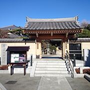 北区田端２丁目に建つ真言宗豊山派寺院