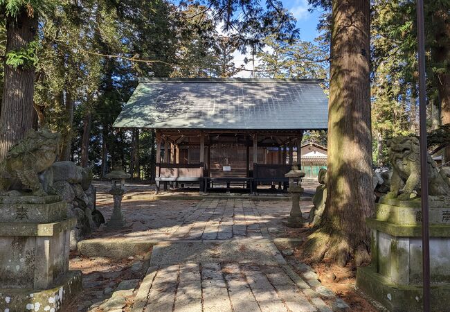 神社がお城となり、また神社になった。