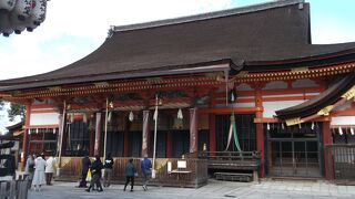 広大な敷地の神社