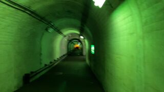 神秘的なトンネルです
