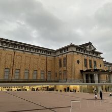 京都市京セラ美術館