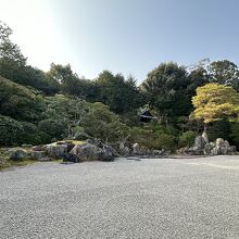 鶴亀の庭